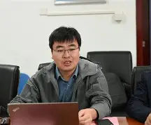 包含乌伦西飞铁，各自一球，遭遇暂压的词条