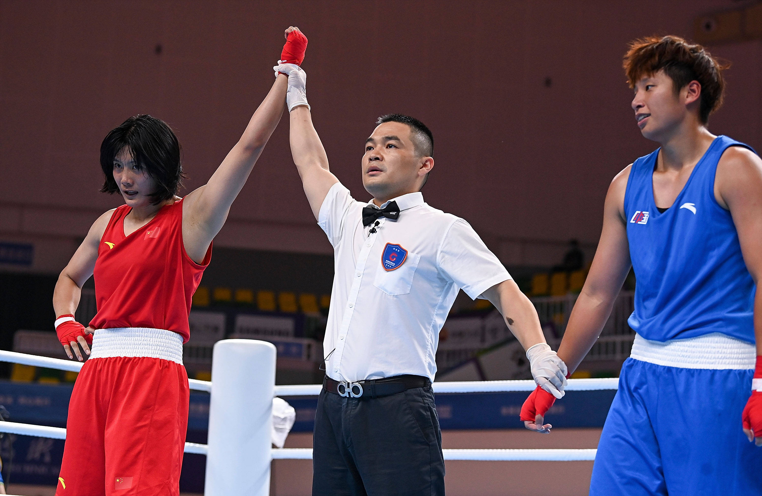 冷门频出！拳击战况跌宕起伏的简单介绍