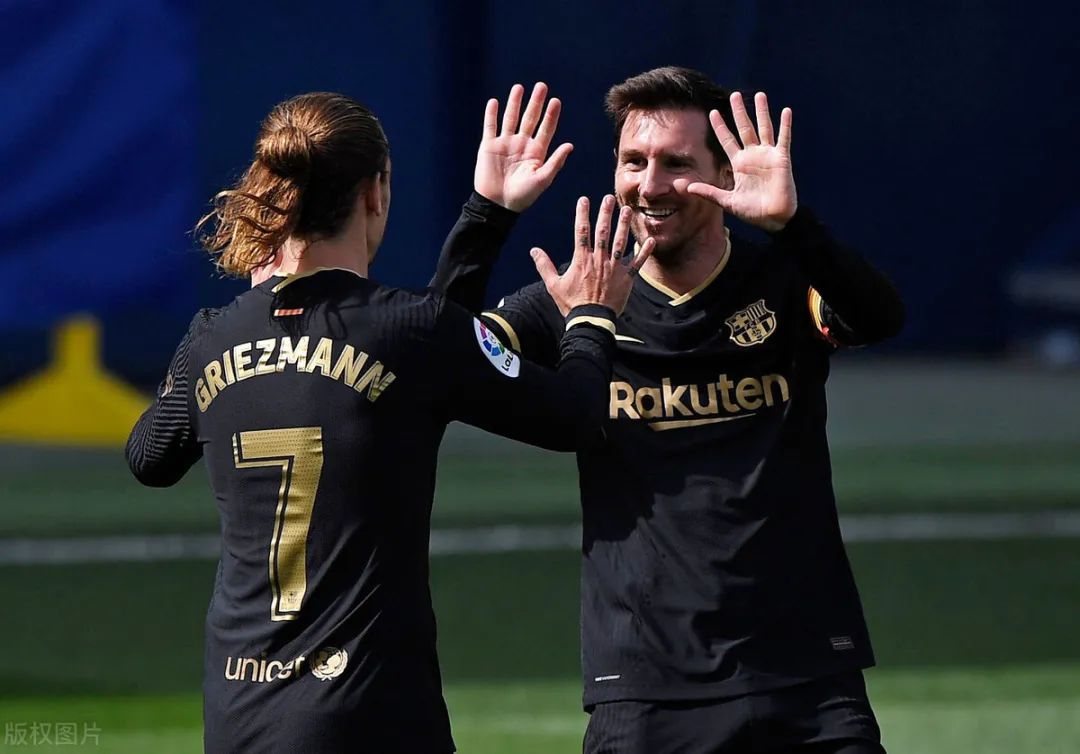 法国队逆转丹麦队，辛杜扛起全队