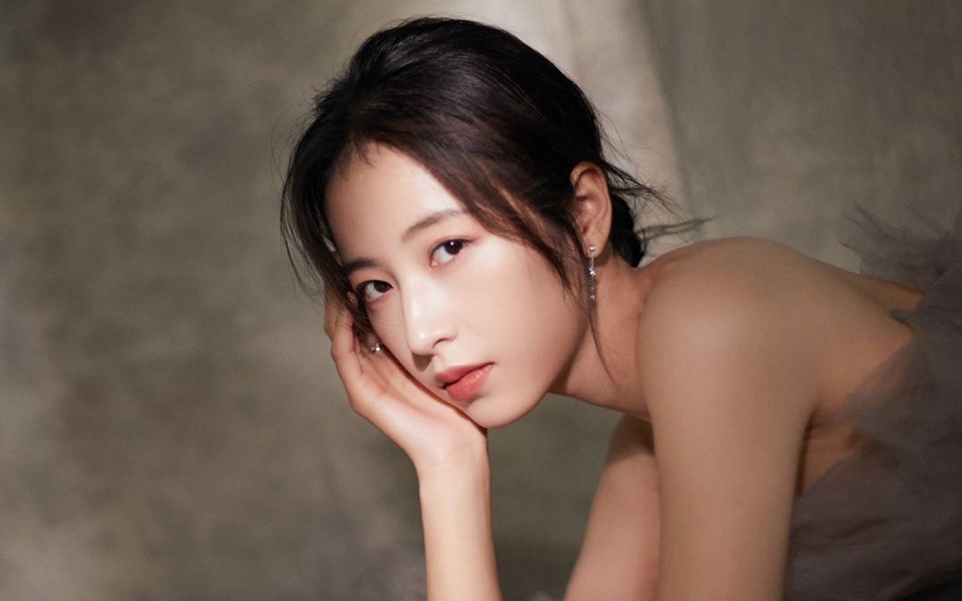 开云体育-蒂亚戈统领，乌克兰破浪