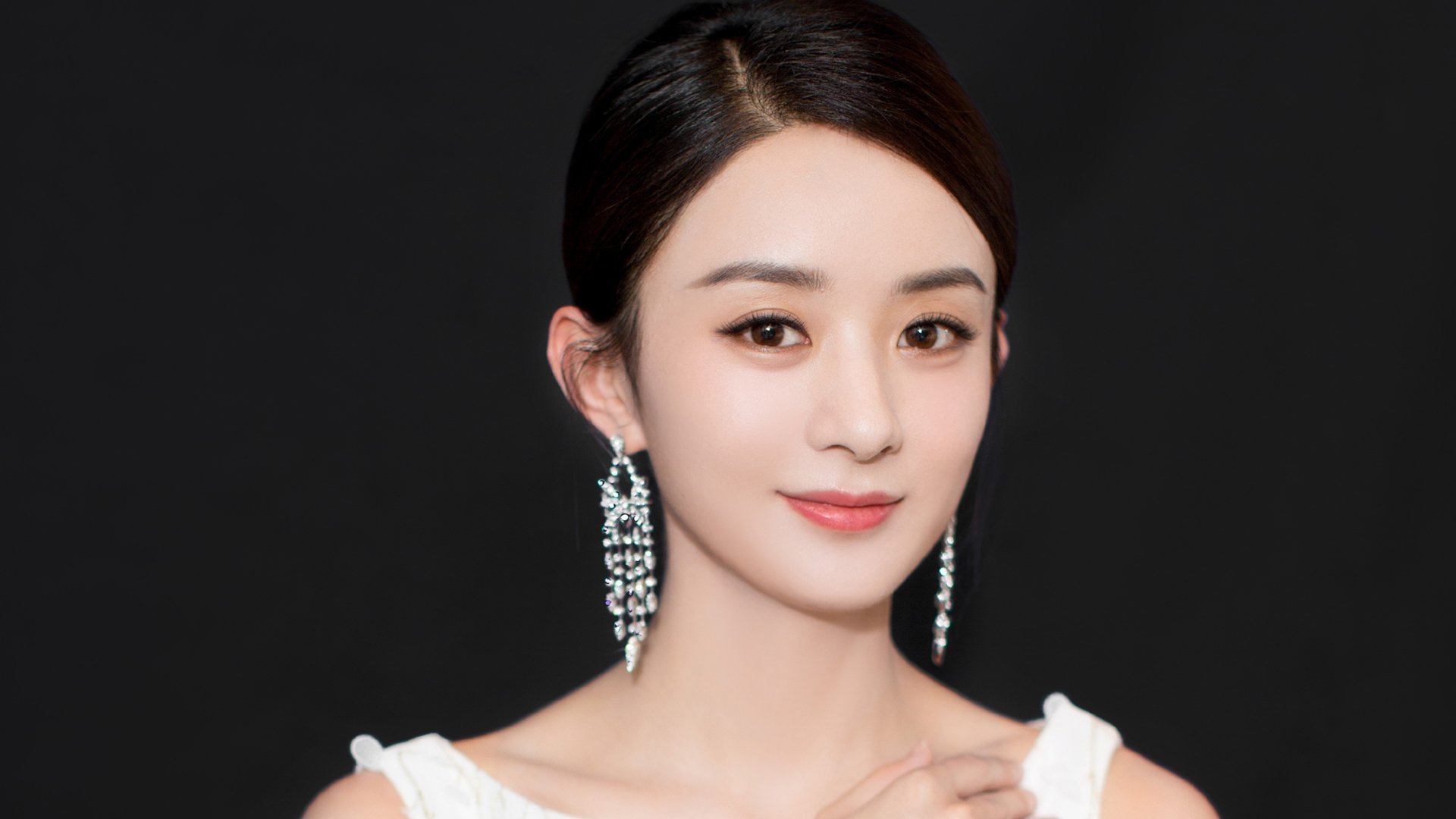 闪耀全场,迪马利亚在拉齐奥对阵墨西哥友谊赛中的攻防统治力