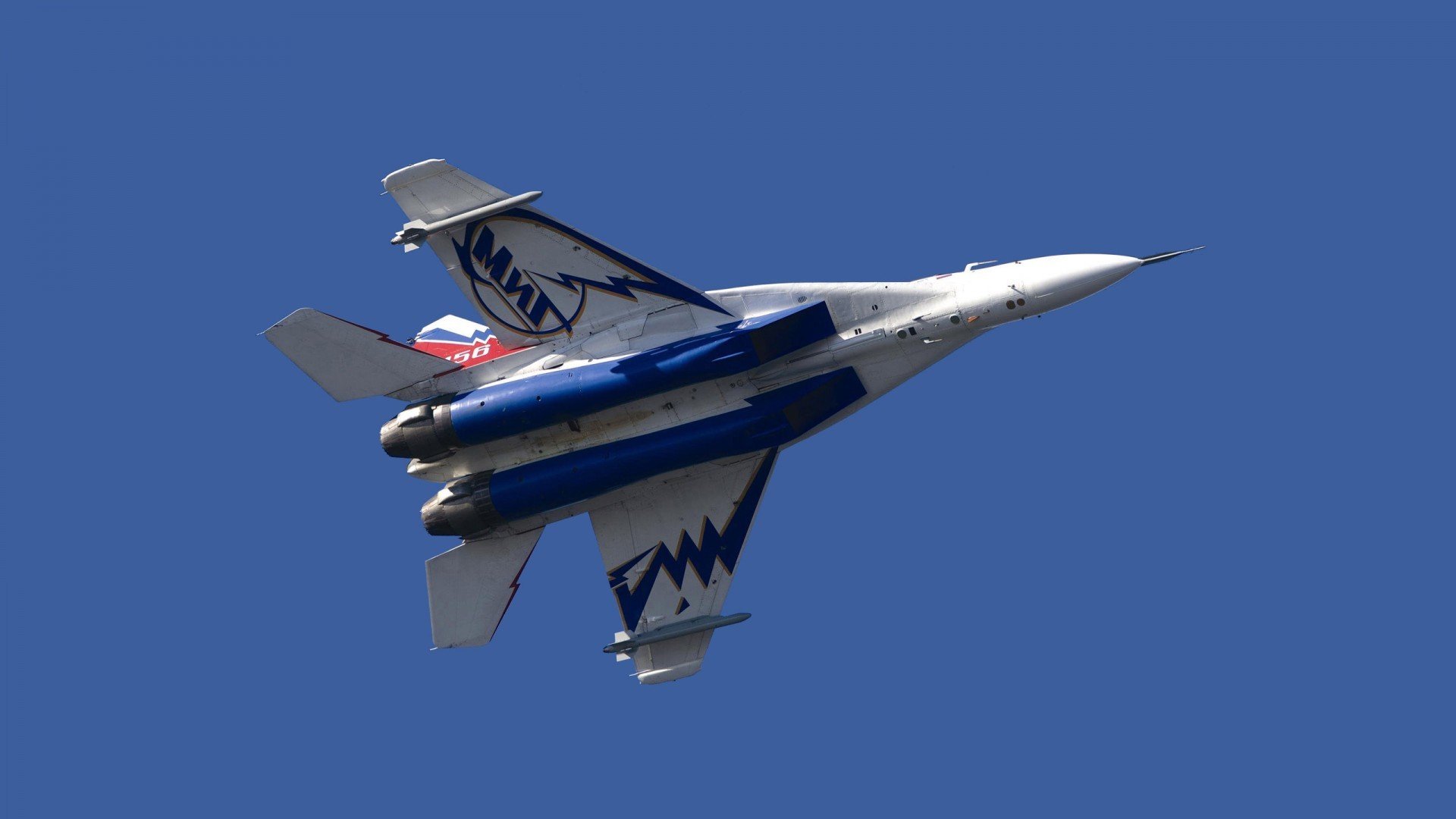 开云体育在线-沉默82分钟后，久保建英用一脚惊世骇俗的弧线埋葬了芬兰童话