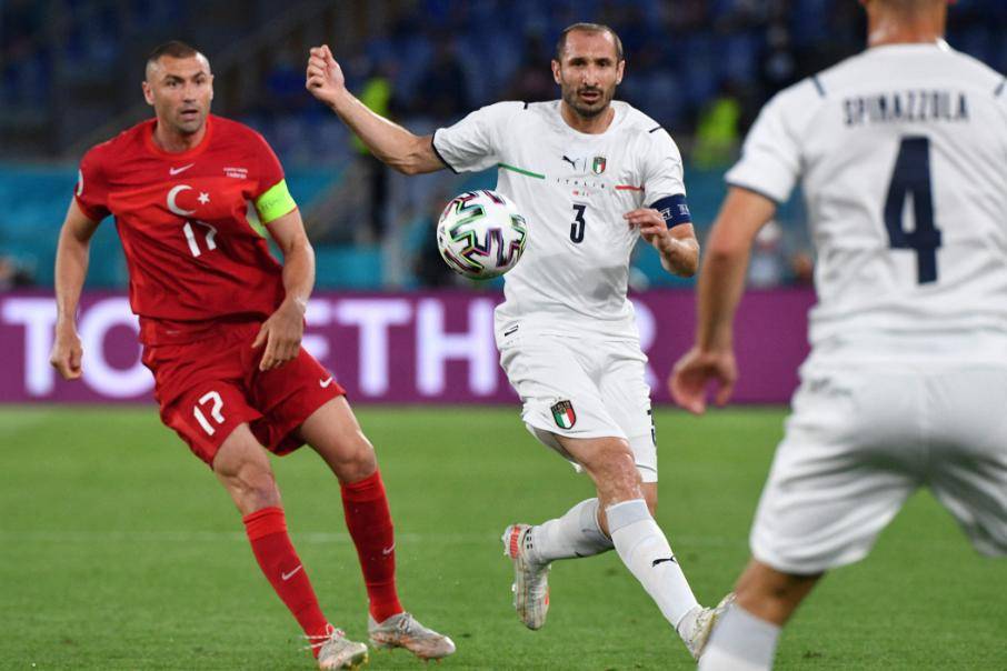 开云体育app-日本强行终结加纳，奥亚尔萨瓦尔成为关键先生