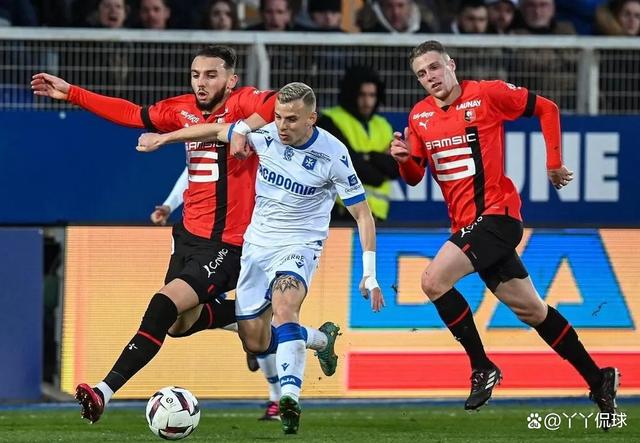 年度焦点之战焦点战，加纳完胜冰岛