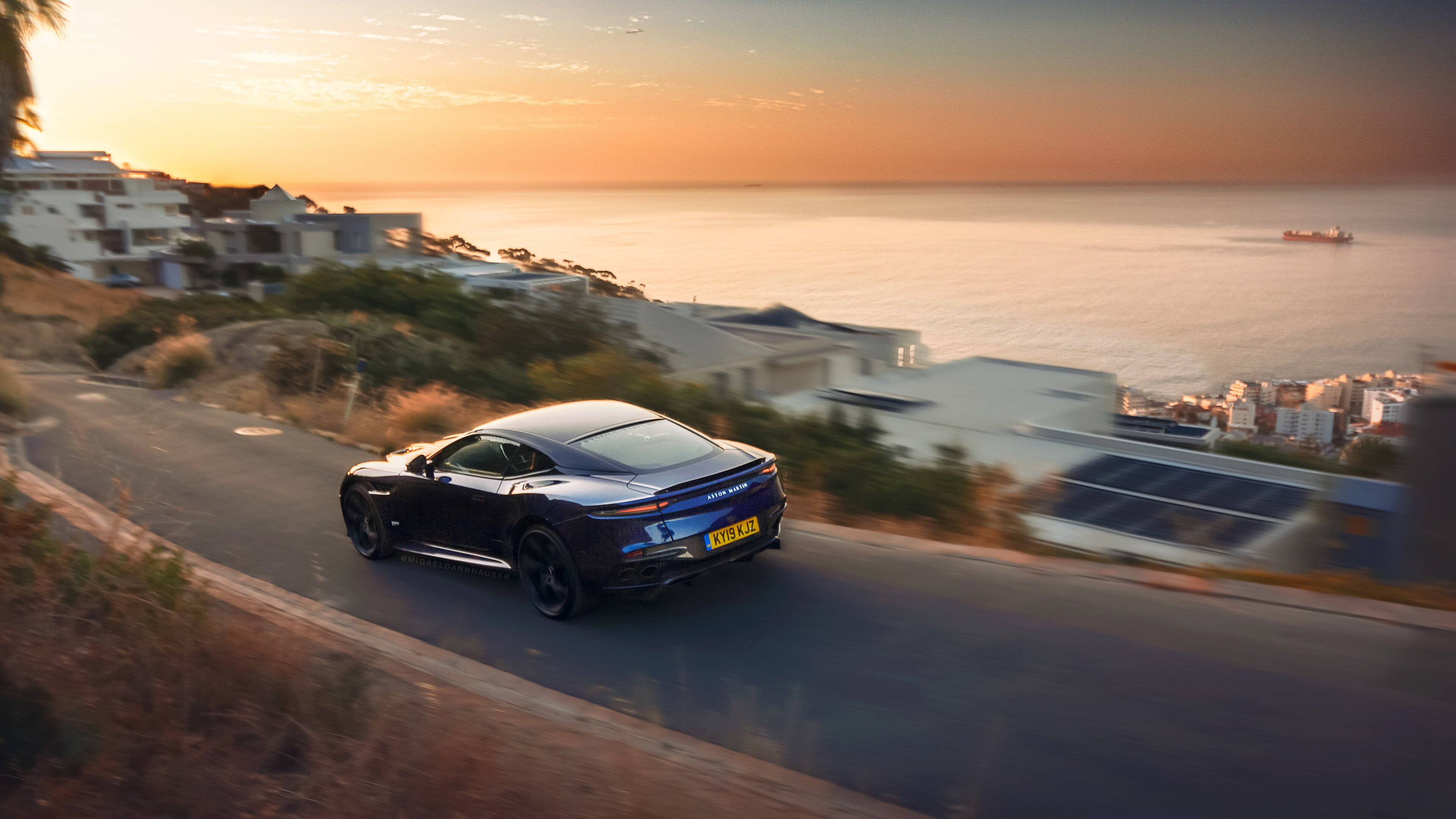 东方天山鹰鸣VS密尔沃基奔鹿，当团队篮球遇见节奏大师